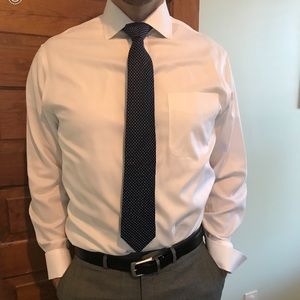 Jos A Bank wrinkle free Cufflinked dress shirt